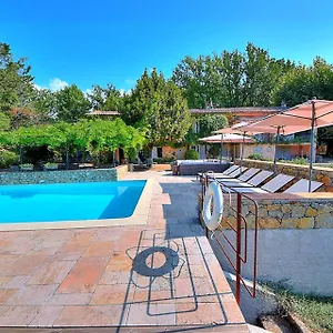 https://la-bergerie-barbebelle.fr-provencehotel.com